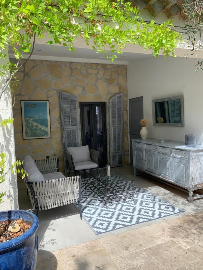 Bed and Breakfast Mas Saint Antoine à Grasse Extérieur photo