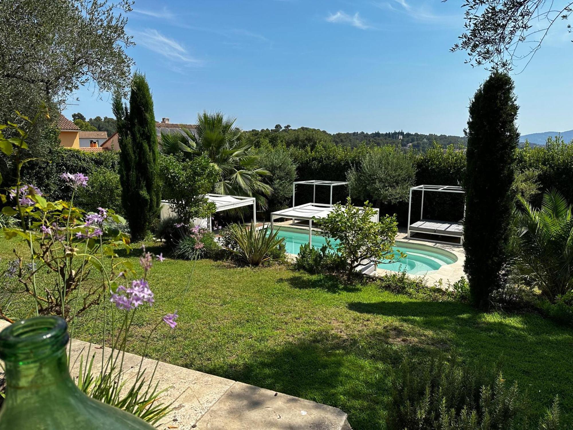 Bed and Breakfast Mas Saint Antoine à Grasse Extérieur photo